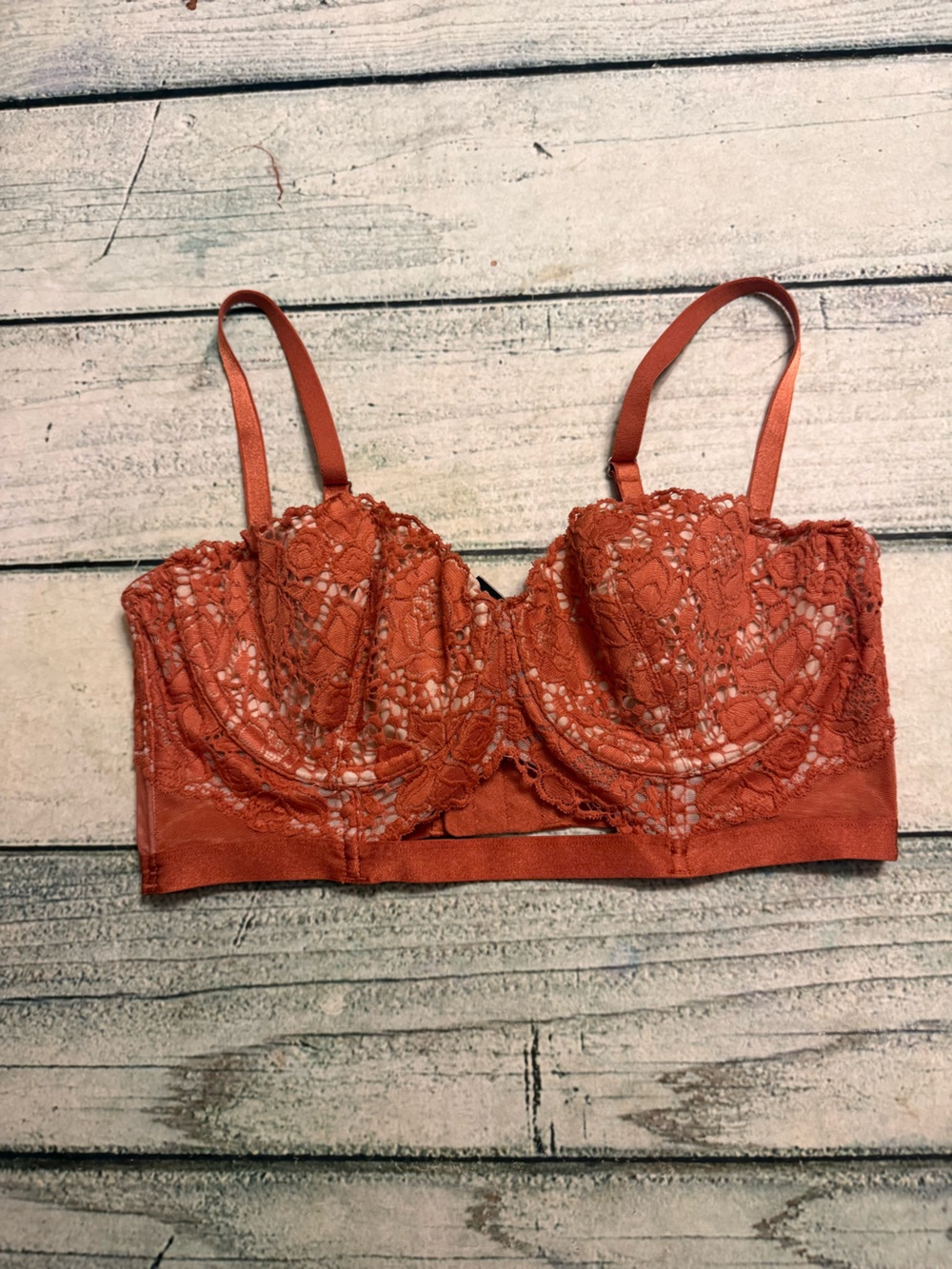 Victorias Secret rust lace very sexy bra. 36C